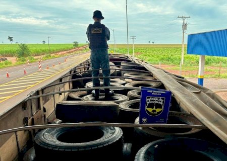 PMR de Angélica apreende carga de pneus avaliada em R$ 68 mil