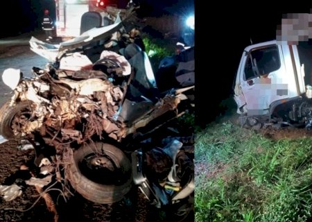 Acidente destrói carro e mata homem na BR-267, na região de Nova Andradina