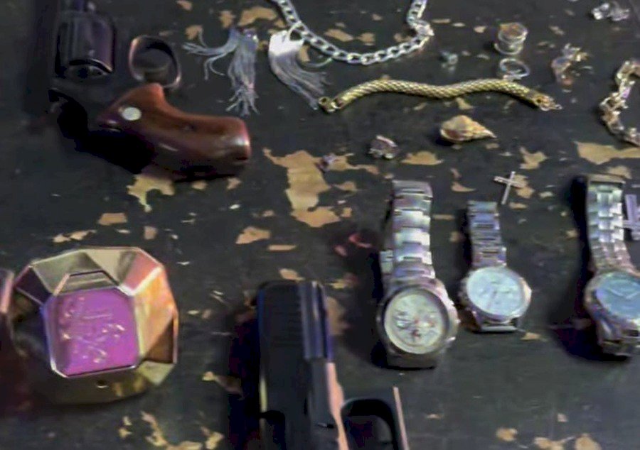 Furtos em condomínio de luxo: SIG de Nova Andradina recupera armas, objetos e prende dois suspeitos em Dourados