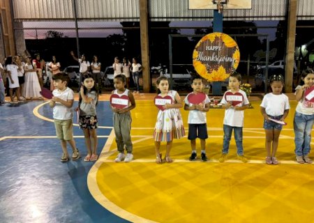 THANKSGIVING DAY – UMA NOITE DE GRATIDÃO E UNIÃO NA COMUNIDADE ESCOLAR