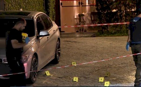 Dois médicos são mortos a tiros por outro médico em frente a restaurante