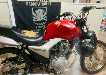 Nova Andradina - Polícia Militar prende motociclista por manobras perigosa