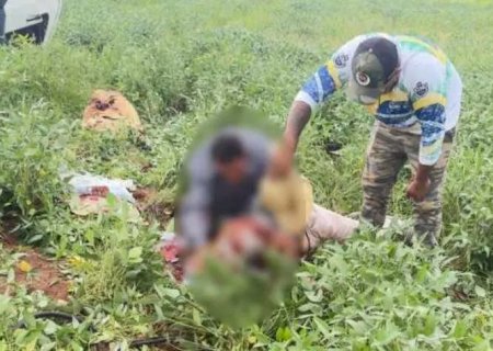 Vendedor morre na BR-060 em acidente após ser lançado do carro
