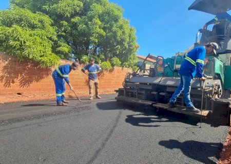 Pavimentação do Bairro Portal do Sol avança e reforça desenvolvimento de Angélica