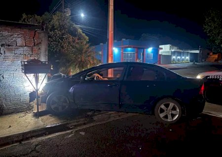 Motorista morre após ter o tórax perfurado por peça de airbag em acidente