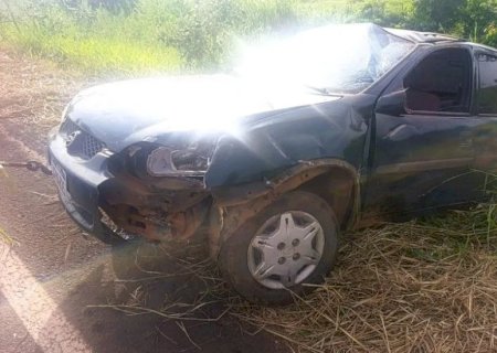 Dois homens ficam feridos após capotamento de veículo na MS-395 entre os municípios de Bataguassu e Anaurilândia