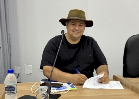 Marcio Alves requer à Policia Militar Ambiental (PMA) em Batayporã, para que sejam notificadas as empresas localizadas próximo ao Eco Park, a fim de que cumpram as exigências legais e as normas sanitárias