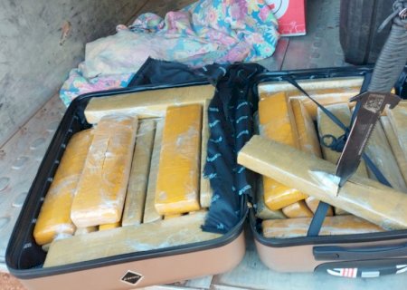 Jovem é preso pela PMR com 31 kg de maconha em ônibus durante fiscalização na MS-164