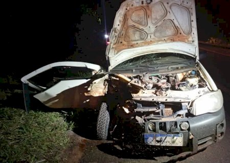 Colisão entre veículos na BR-267 deixa dois feridos