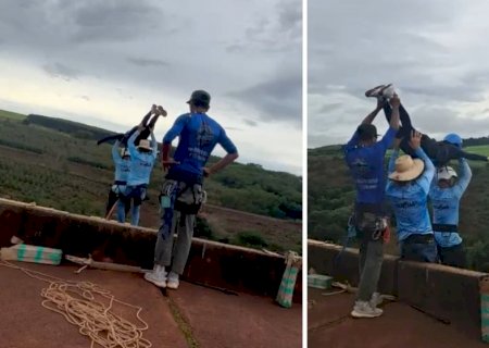 Jovem é jogada de 40m de altura, sem as cordas amarrada de rope jump