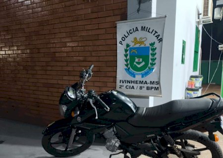 Ivinhema/Nova Andradina - Polícia Militar conduz jovens para delegacia por direção perigosa