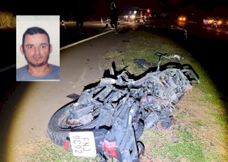 Motociclista morre em acidente envolvendo 2 caminhonetes em Dourados