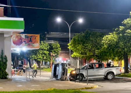 Comemoração pela vitória da Seleção termina em acidente no centro de Angélica