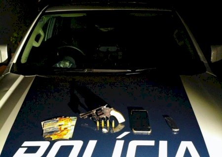 Angélica: Polícia Militar apreendeu um revólver calibre 32, uma porção de cocaína e a detenção de dois jovens