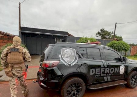 Defron prende quatro pessoas envolvidas com tráfico de drogas e lavagem de dinheiro em Dourados